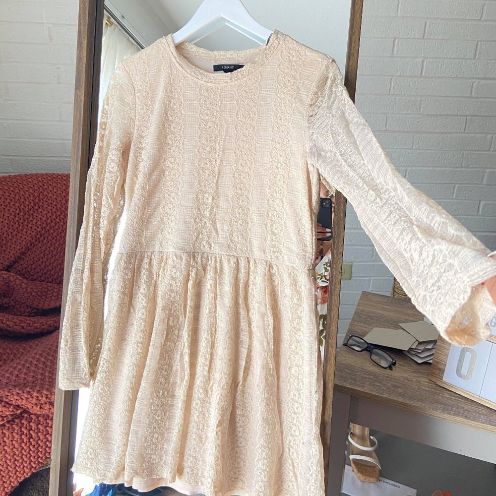 FOREVER 21 LACE DRESS